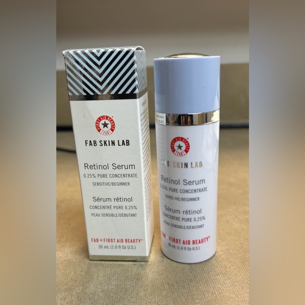 First Aid Beauty 0.25% Retinol Serum Fab Skin Lab-30ml/1.0oz